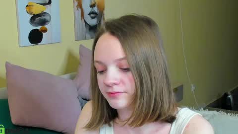 My real name is Olivia online show from April 5, 2026, 1:14 am