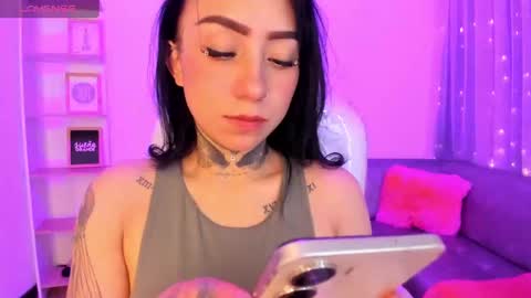 Snapshot of lindaa_miller chatting on December 19, 2024, 1:07 am linda miller online show from December 19, 2024, 1:07 am