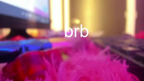 Snapshot of lindaa_miller chatting on February 24, 2025, 7:33 am linda miller online show from February 24, 2025, 7:33 am