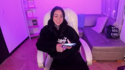 Snapshot of lindaa_miller chatting on March 9, 2025, 11:14 am linda miller online show from March 9, 2025, 11:14 am
