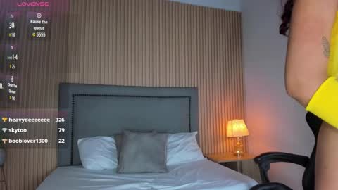 L I N D A online show from January 3, 2025, 8:21 am