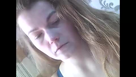 LindaAhSkysX online show from February 9, 2026, 11:58 am