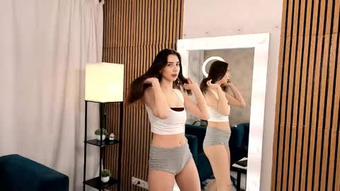 lili online show from February 14, 2026, 3:20 pm