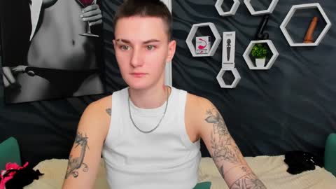 lindabryantt online show from February 6, 2025, 7:24 am