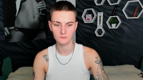 lindabryantt online show from February 6, 2025, 11:10 am