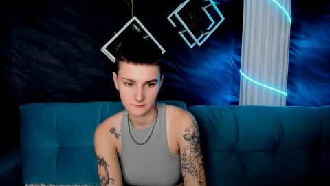 lindabryantt online show from March 4, 2025, 10:13 am