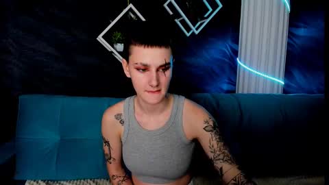 lindabryantt online show from March 6, 2025, 10:30 am