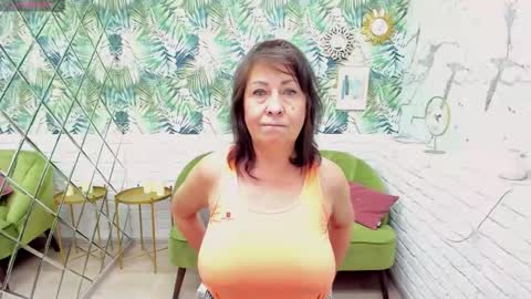 Snapshot of lindahottie chatting on February 7, 2025, 6:03 am Linda online show from February 7, 2025, 6:03 am