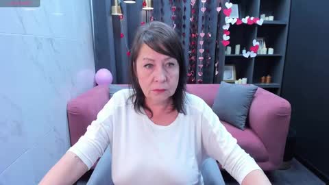 Snapshot of lindahottie chatting on February 15, 2025, 3:17 pm Linda online show from February 15, 2025, 3:17 pm