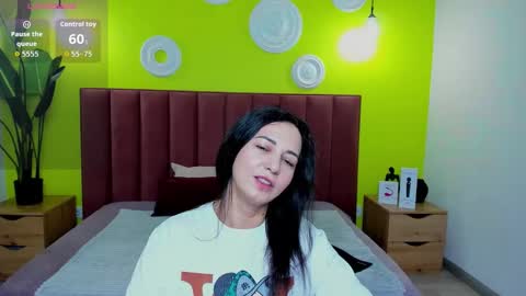 Snapshot of lindainsatiable chatting on February 21, 2026, 1:50 am Linda online show from February 21, 2026, 1:50 am