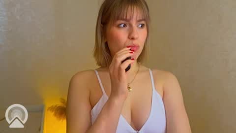 Karina online show from February 8, 2025, 10:07 am