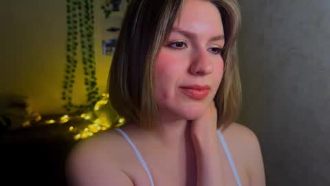 Karina online show from March 5, 2025, 10:43 pm