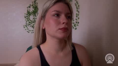 Karina online show from September 13, 2025, 8:36 am