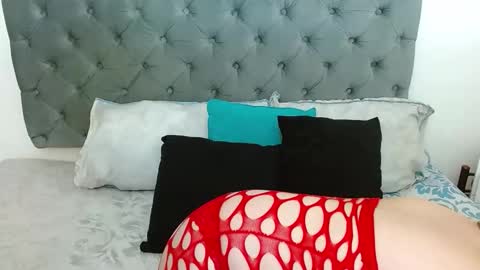 Snapshot of lindsay_taylorjoy chatting on April 22, 2026, 8:54 pm Lindsay online show from April 22, 2026, 8:54 pm