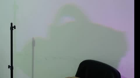 Snapshot of lindsey_2023 chatting on December 13, 2024, 11:17 pm lindsey_2023 online show from December 13, 2024, 11:17 pm