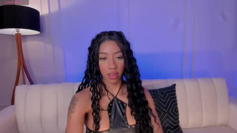 Lin  online show from February 16, 2025, 11:59 pm