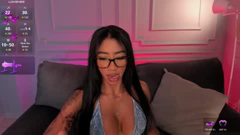 Lin  online show from October 11, 2025, 5:28 am