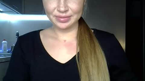 Anna online show from December 20, 2025, 10:17 pm