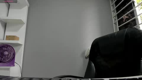 Lindsy online show from October 8, 2025, 3:53 pm