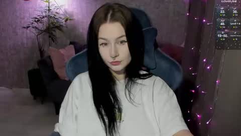Lina online show from July 4, 2026, 4:40 am