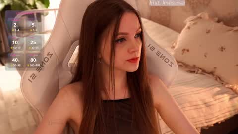 linesssssa online show from May 13, 2026, 5:54 pm