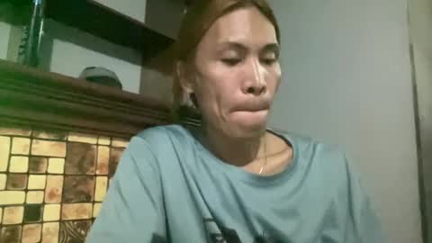 Snapshot of lingkure_69ts chatting on January 13, 2025, 7:21 pm weng bustamante online show from January 13, 2025, 7:21 pm
