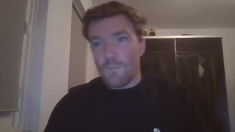 linguistixx333 online show from November 24, 2025, 8:41 pm