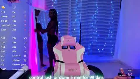     online show from October 28, 2025, 8:55 pm