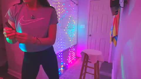 Snapshot of linuxgirlsudosu chatting on October 18, 2025, 9:10 am linuxgirlsudosu online show from October 18, 2025, 9:10 am