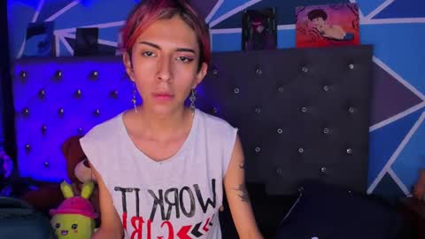 Lio online show from November 18, 2025, 8:13 pm