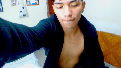 Snapshot of lionpuppy17 chatting on January 6, 2025, 6:41 pm Lionpuppy online show from January 6, 2025, 6:41 pm