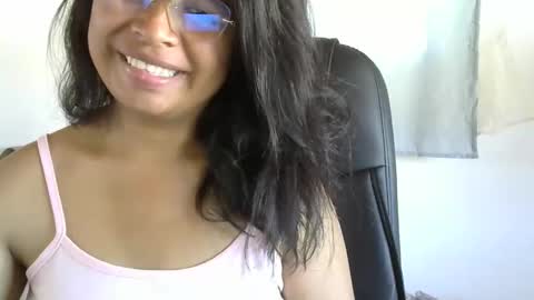 liora online show from May 3, 2026, 10:54 am