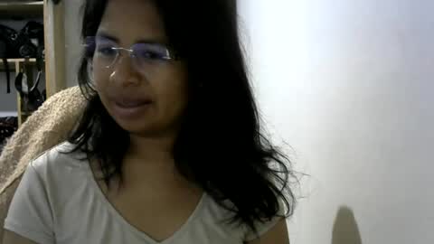 Snapshot of liora_selenex chatting on July 3, 2026, 4:08 am Liora selenex online show from July 3, 2026, 4:08 am