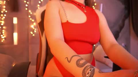 Snapshot of liorafox chatting on February 26, 2026, 8:24 am Lia online show from February 26, 2026, 8:24 am