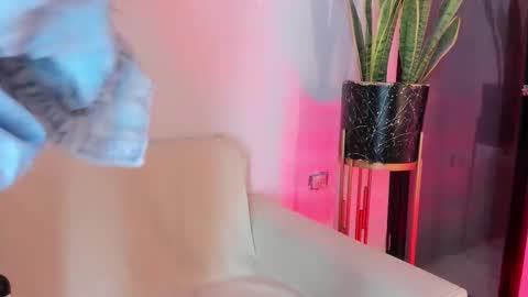 Snapshot of liorah_wolf chatting on March 25, 2026, 7:53 pm Liorah wolf online show from March 25, 2026, 7:53 pm