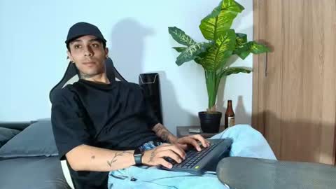 Lior Vante online show from June 20, 2026, 2:14 am