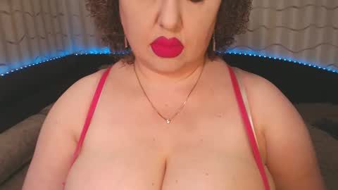 LIpsAddiction online show from December 4, 2024, 10:19 pm