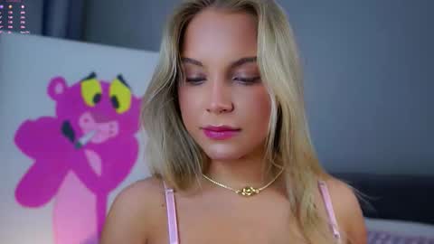 Amelia online show from November 29, 2025, 1:08 am