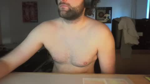 Snapshot of liropogo123456 chatting on December 16, 2025, 9:36 am liropogo123456 online show from December 16, 2025, 9:36 am