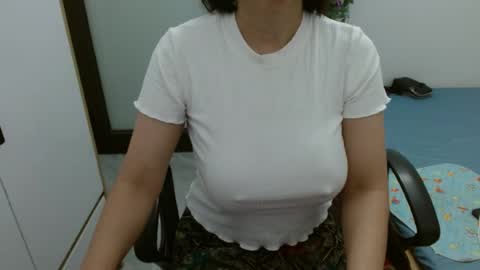 lisa_1011 online show from July 11, 2026, 10:11 pm