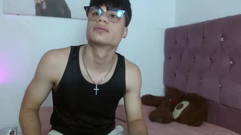 Snapshot of lisa__cute__ chatting on October 7, 2025, 3:31 pm Lisa and Andru online show from October 7, 2025, 3:31 pm