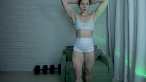 Snapshot of lisa_ree_ chatting on September 27, 2025, 8:47 pm lisa online show from September 27, 2025, 8:47 pm