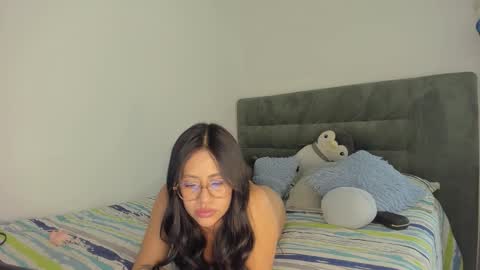 Snapshot of lisa_t08 chatting on October 1, 2025, 4:51 am Lisa Thompson online show from October 1, 2025, 4:51 am