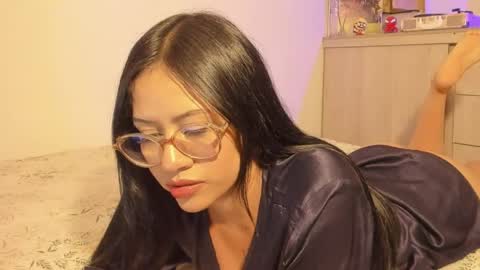 Snapshot of lisa_t08 chatting on April 16, 2026, 11:51 pm Lisa Thompson online show from April 16, 2026, 11:51 pm
