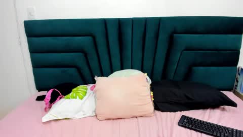 Snapshot of lisa_white_ chatting on March 4, 2025, 4:27 am lisa white online show from March 4, 2025, 4:27 am