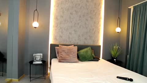 lisacroft online show from February 1, 2025, 9:43 am