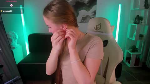 Lisa online show from February 24, 2026, 8:01 am