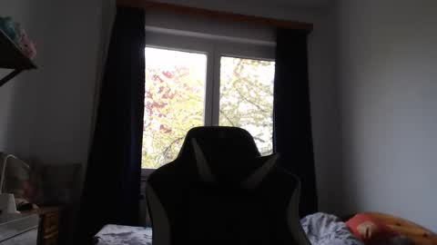 Snapshot of lisaskybaby chatting on April 13, 2026, 6:41 am Lisaskybaby online show from April 13, 2026, 6:41 am