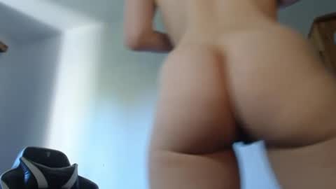 Lisaskybaby online show from June 19, 2026, 7:01 am