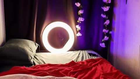 LisaVamp online show from February 23, 2026, 9:23 pm